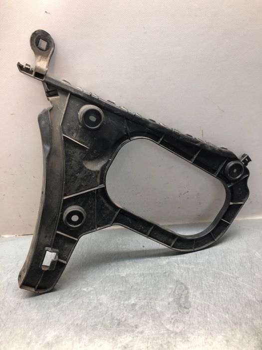 ślizg Zderzaka Prawy Tylny S3 A3 8V 8V5807378