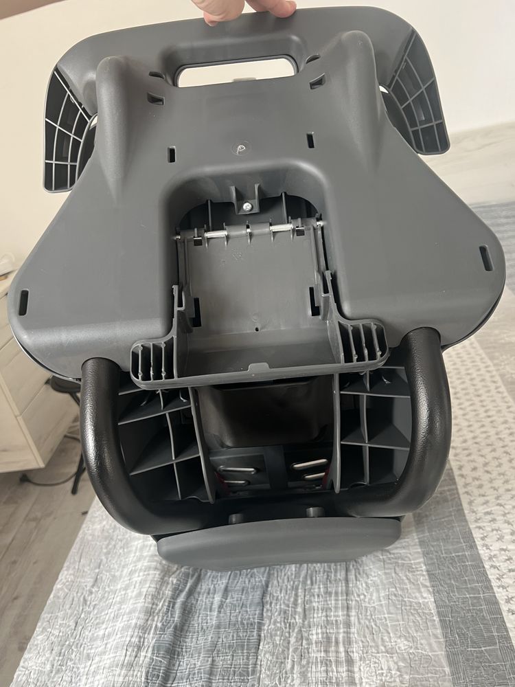 Автокрісло britax romer first class plus