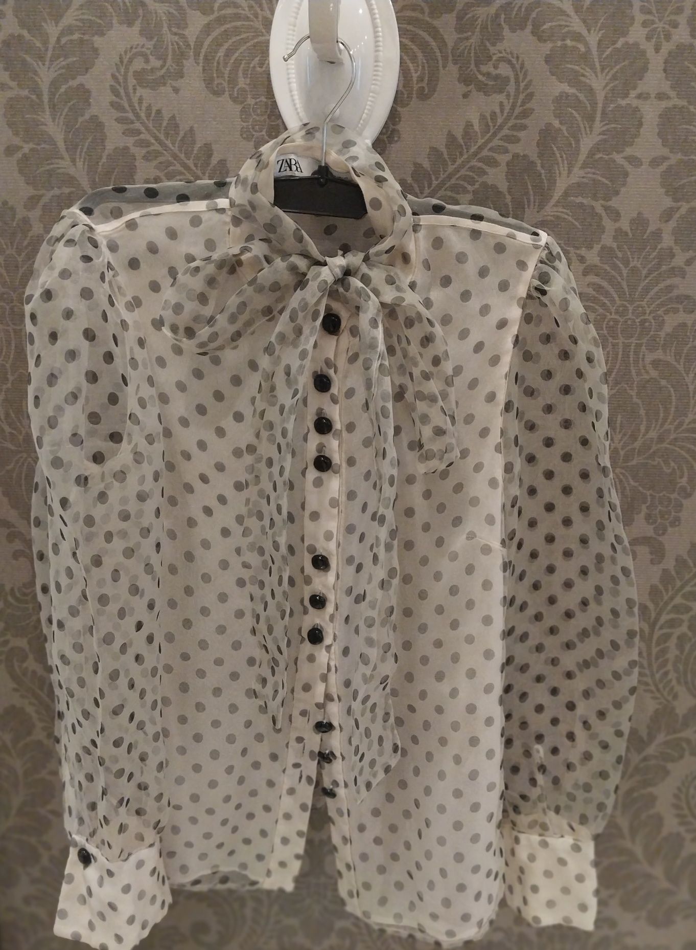 Блузка Zara з органзи