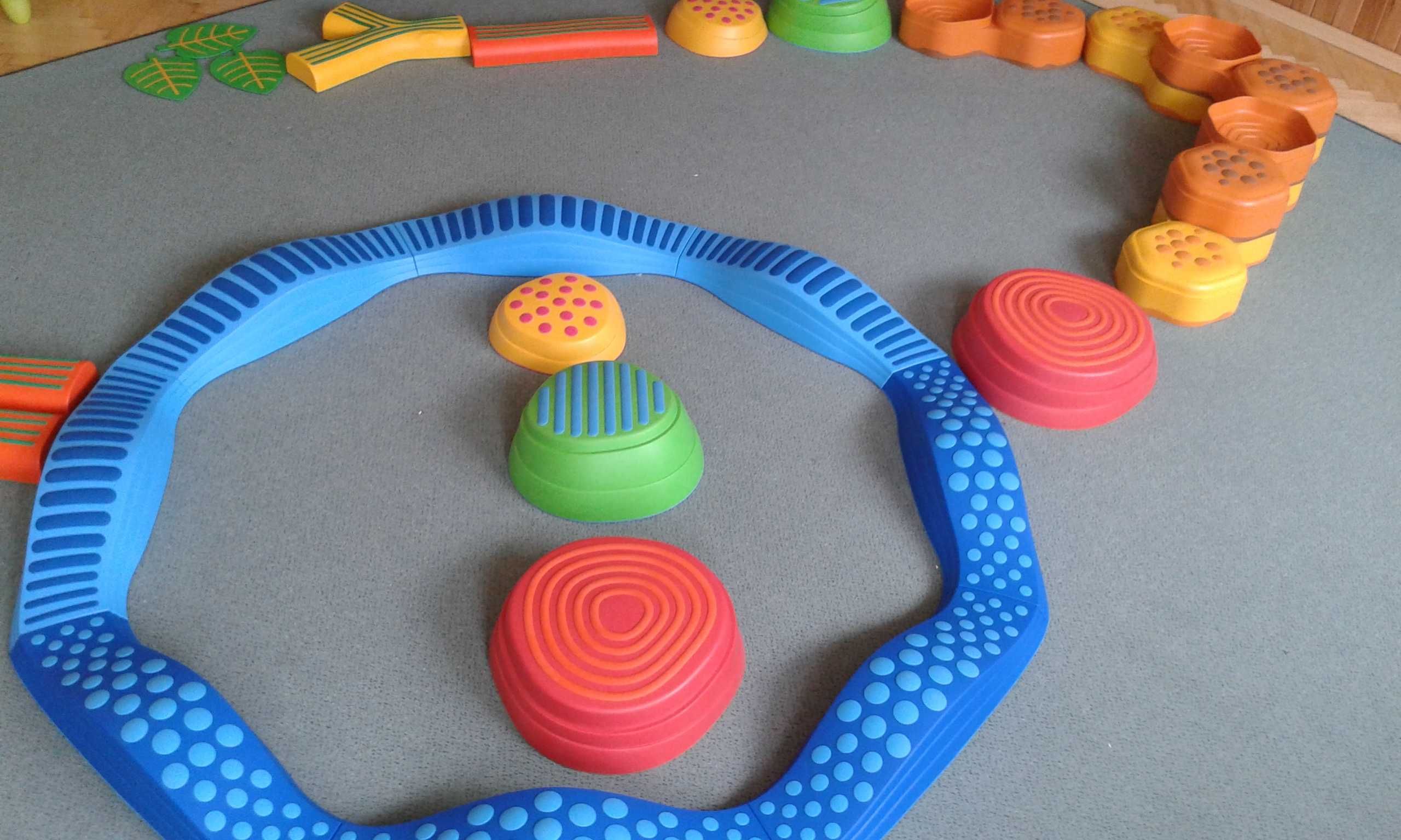 Ścieżka sensoryczna – Fale Weplay