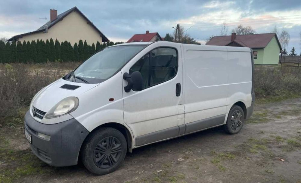 Opel Vivaro 1.9 z uszkodzonym wysprzęglikiem okazja 5000 zł