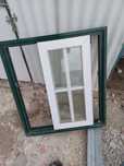 Janela de alumínio com vidro duplo verde e branco 70 X 70cm