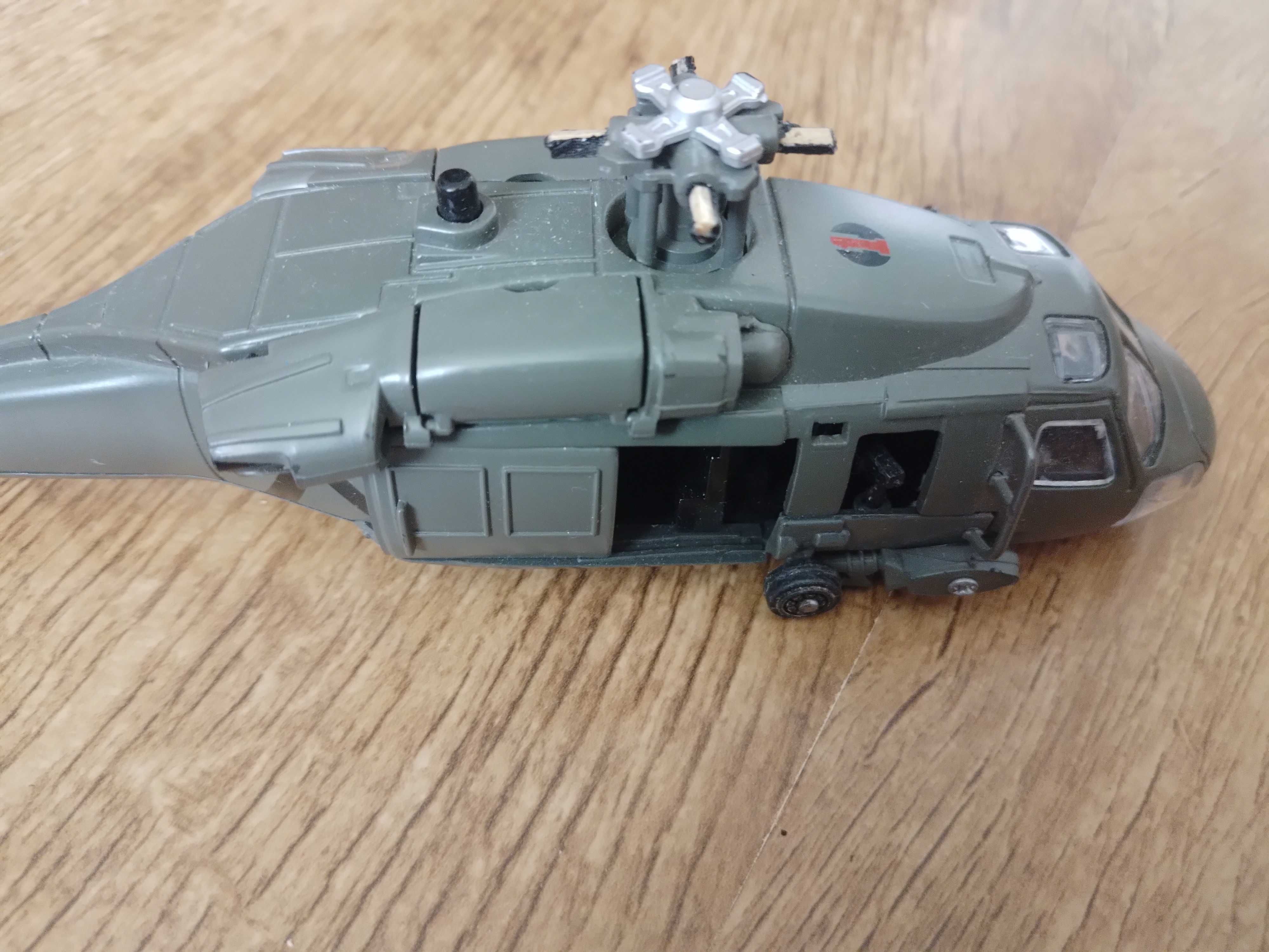 Model helikoptera/śmigłowca