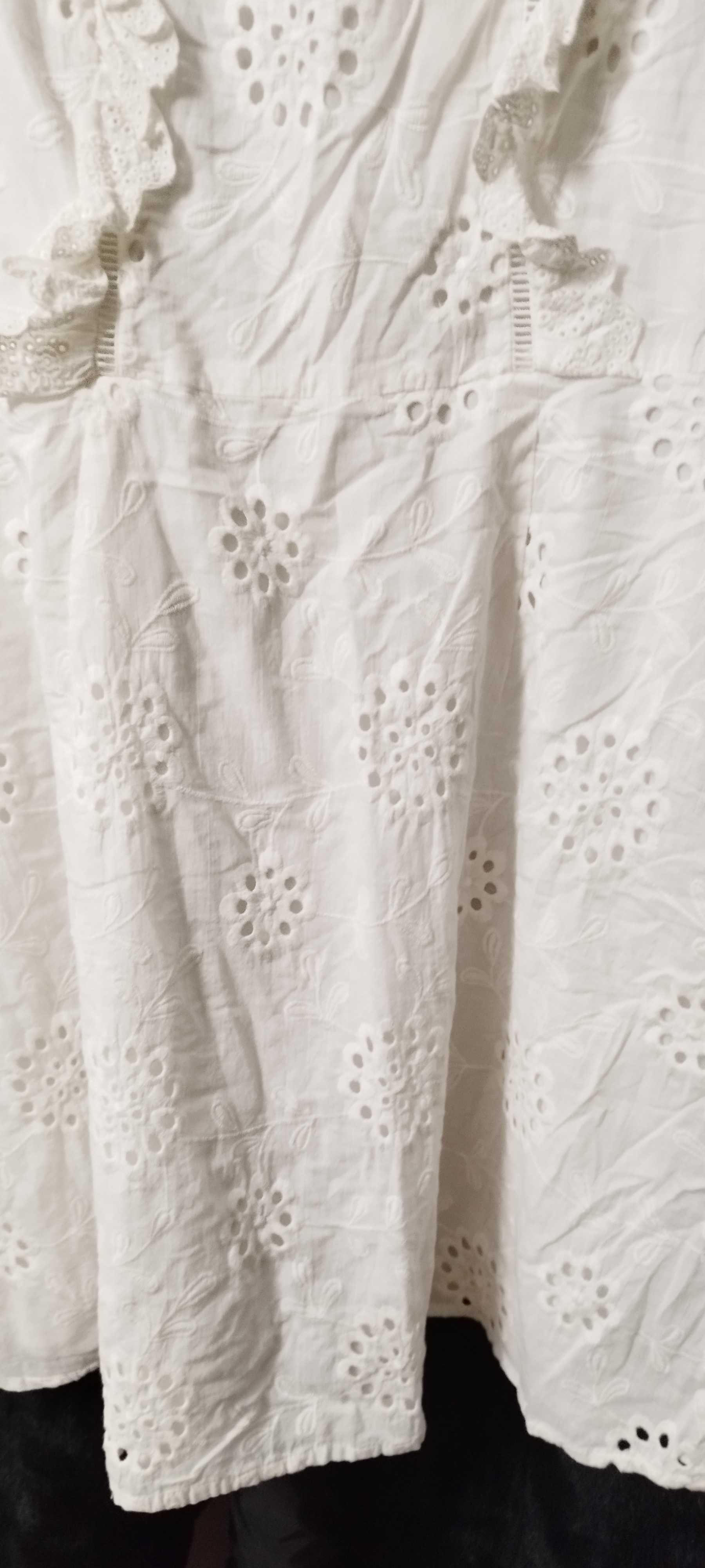 Várias peças roupa