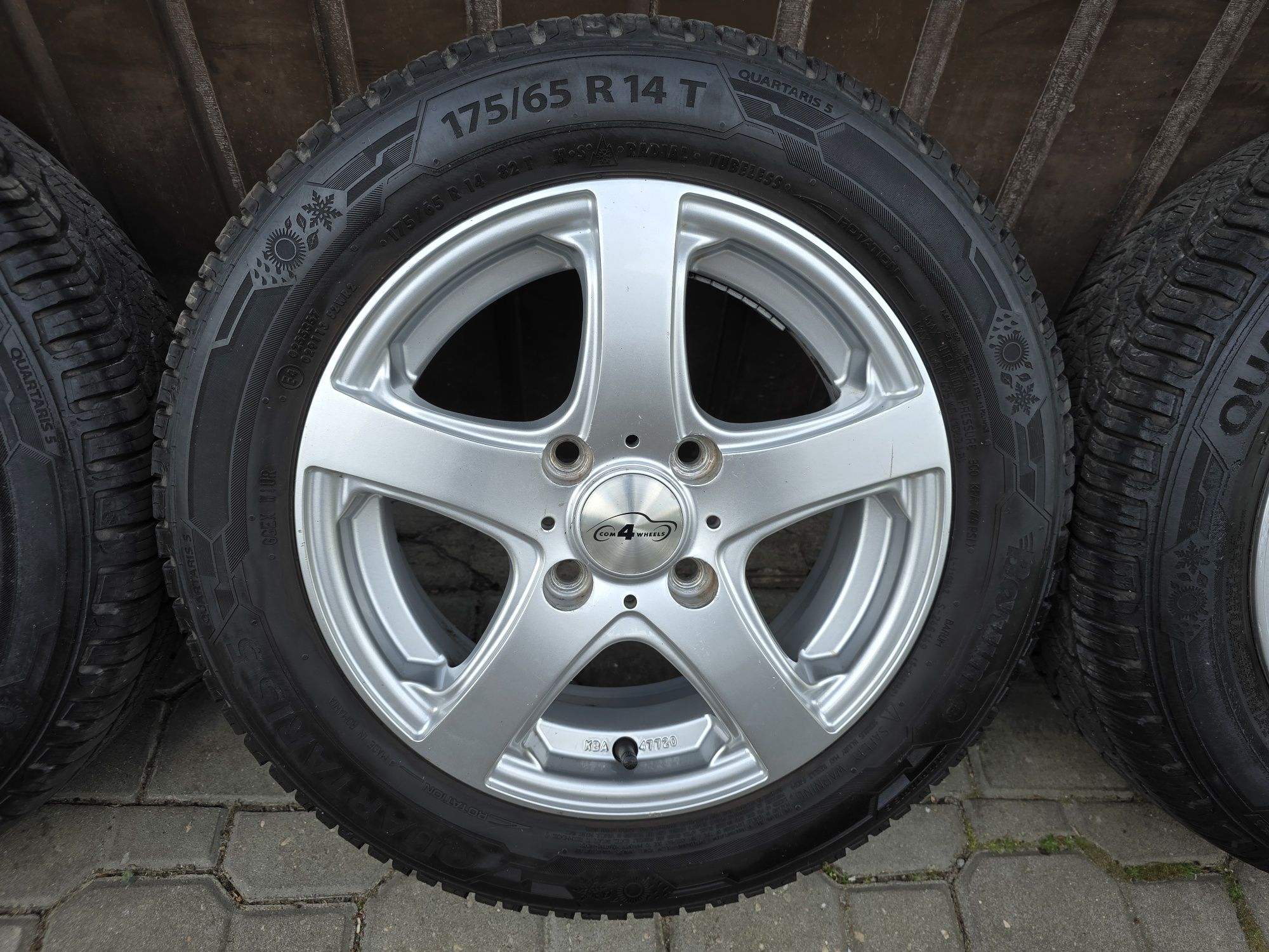 Felgi z oponami 175/65R14 Ford Fiesta 4x108 Fusion Focus Puma KA+