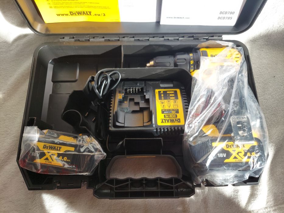 Wiertarko wkrętarka DeWalt DCD780M2 walizka, aku 2x4Ah