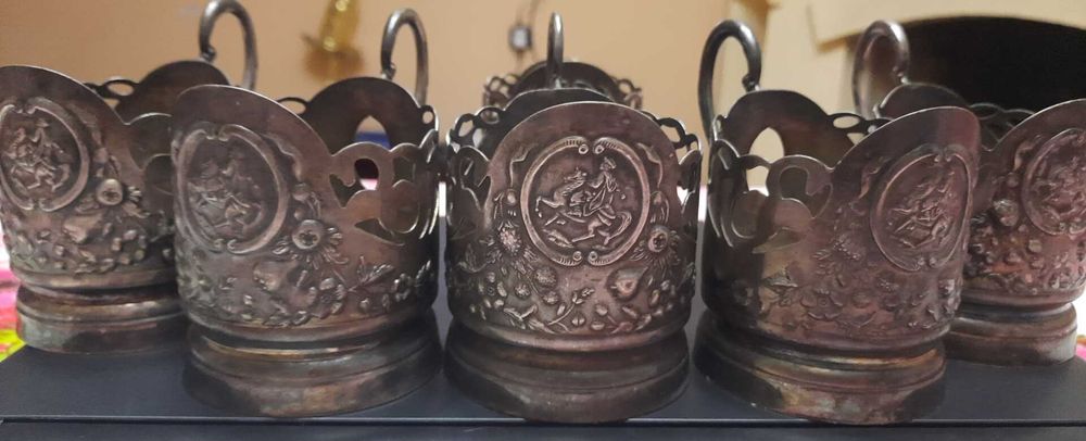 Подстаканники "БОГДАН ХМЕЛЬНИЦКИЙ". Новые. 6 шт.