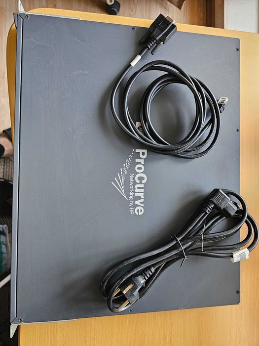 Управляемый  L3 коммутатор HP J9145A 2910al-24G Procurve Switch