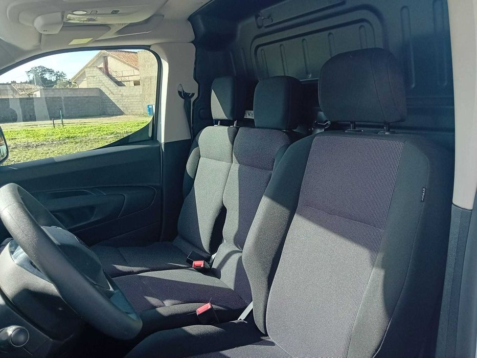 Peugeot Partner 1.5 Bluehdi 3 L c/IVA ( pequeno sinistro )