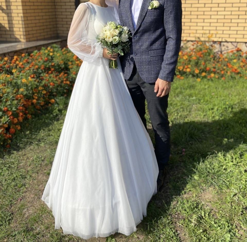 Віддам весільну сукню
