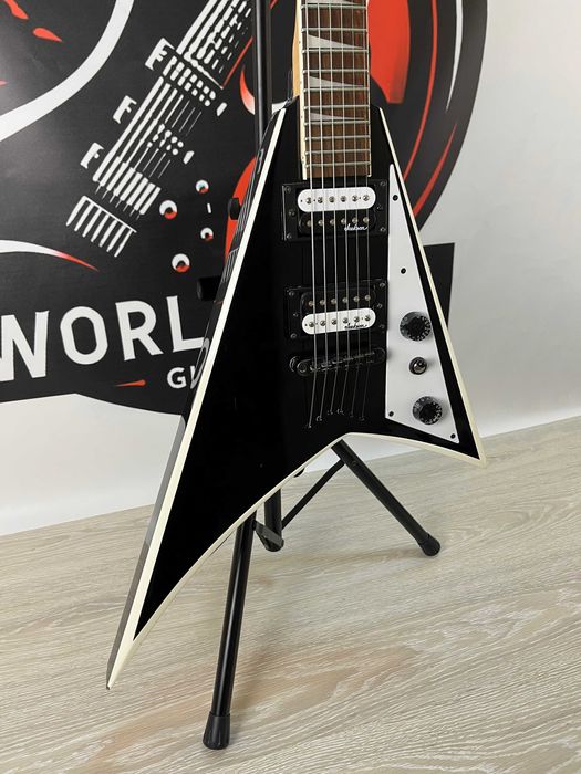 Електрогітара Jackson JS32 Rhoads