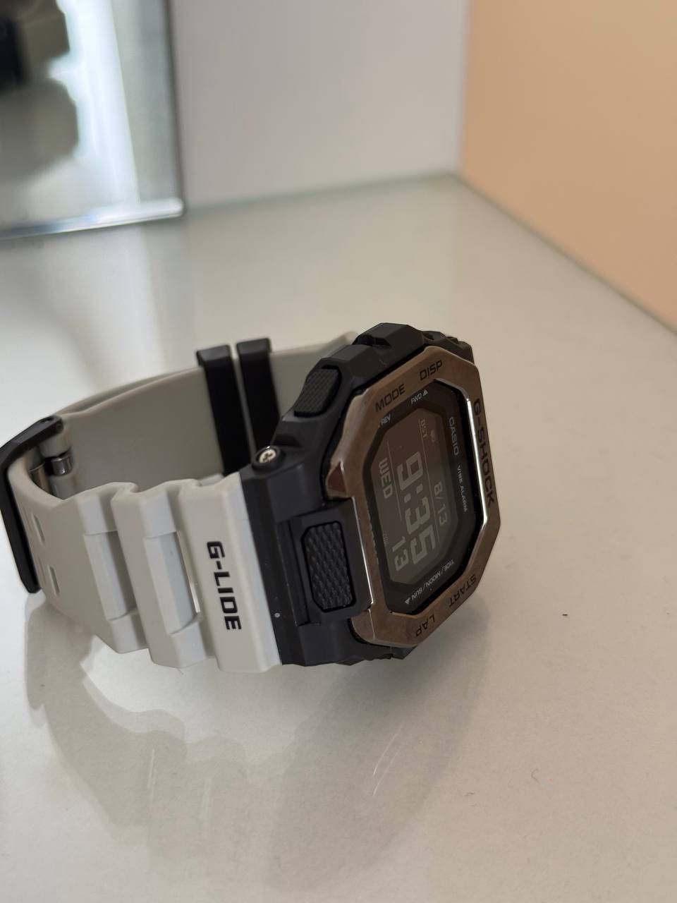 CASIO G-SHOCK g-squad gbx-100TT-8ER як новi