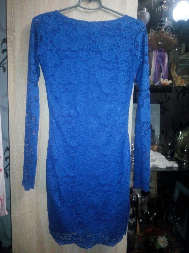 Продам плаття синє