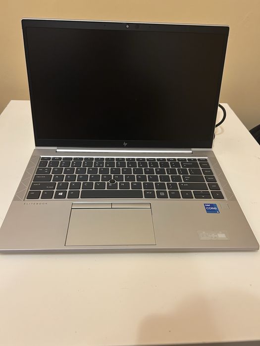 HP Elitebook 840 g8 i5