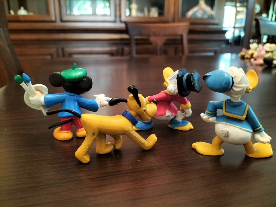 Coleção figuras PVC Disney Maia Borges e bully