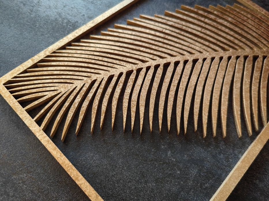 Nowoczesny drewniany obraz 3D liście. Palma kolor złoty.