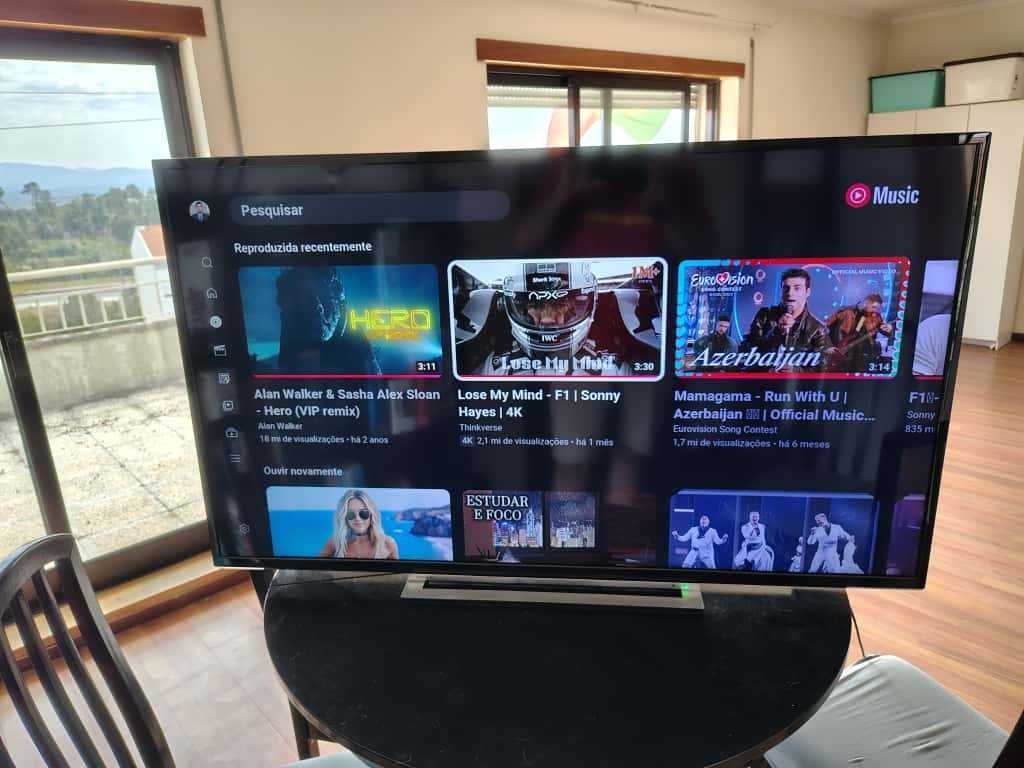 Televisão 55" Smart Full HD Toshiba 140cm