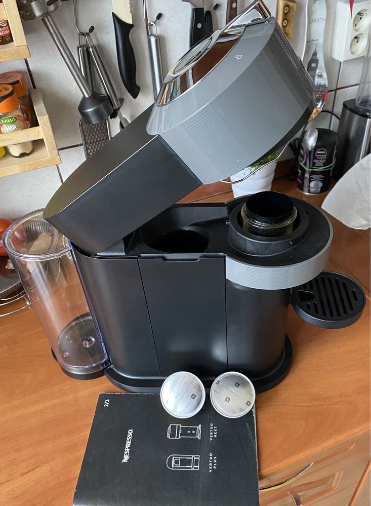 Ekspres do kawy Nespresso Vertuo Next