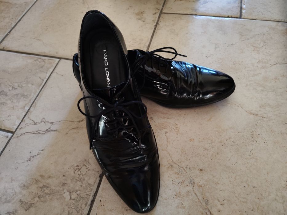 Buty lakierki Pako Lorente rozmiar 41 ale jak 43
