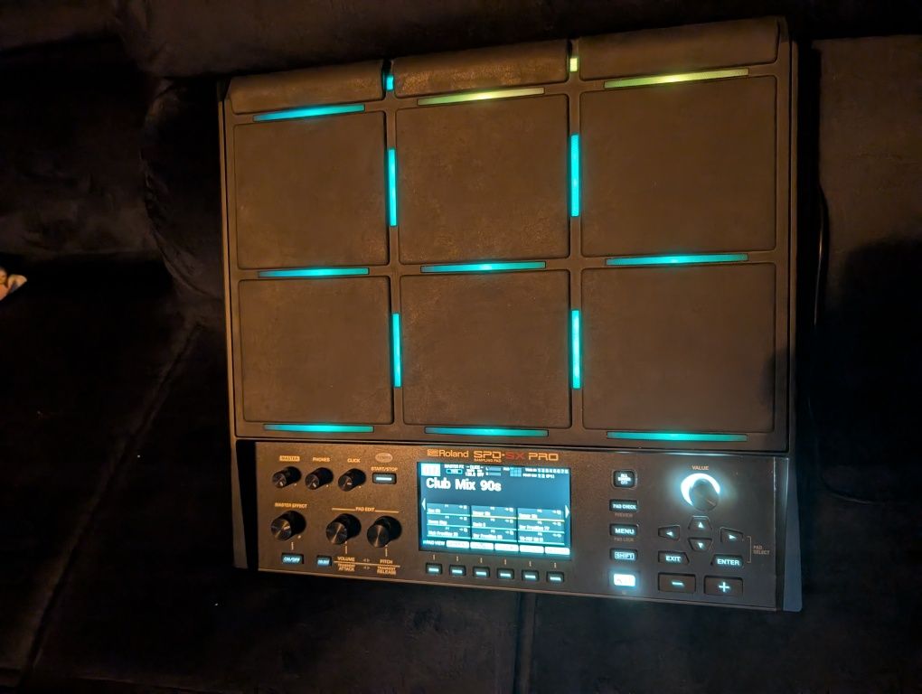 Roland SPD-SX PRO + hardcase, samplepad perkusyjny