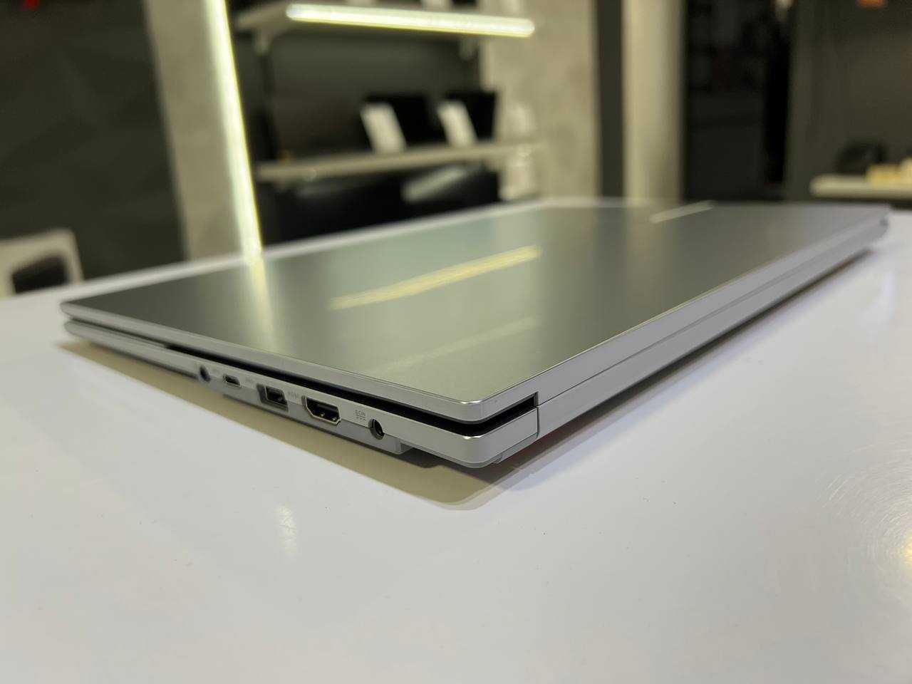 Ноутбук Asus VivoBook Go 3 15.6" Ryzen 5 7520U/16Gb/512Gb SSD/Win11