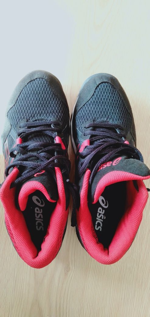 Buty sportowe Asics rozmiar 38