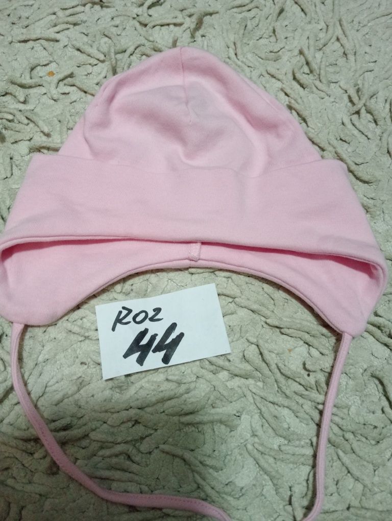 Wiosenna czapeczka roz.44