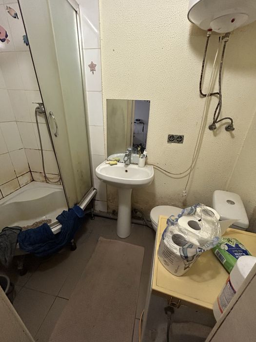 Продам 1к квартиру на 12 кварталі Торг