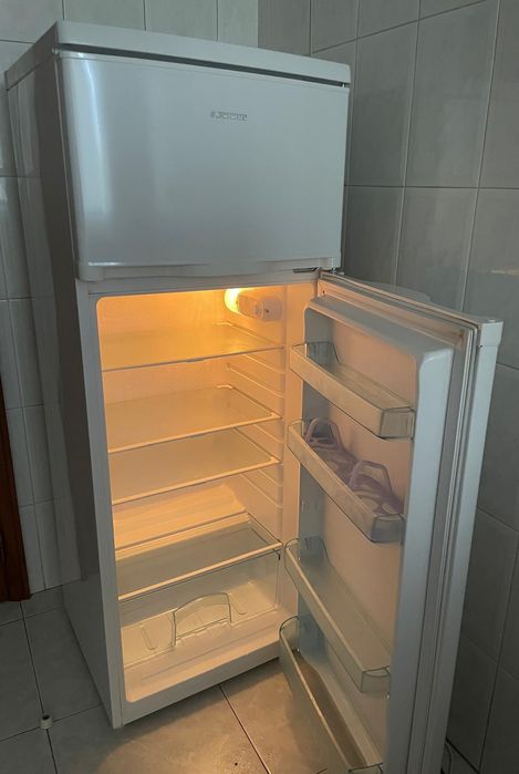 Frigorífico marca Jocel