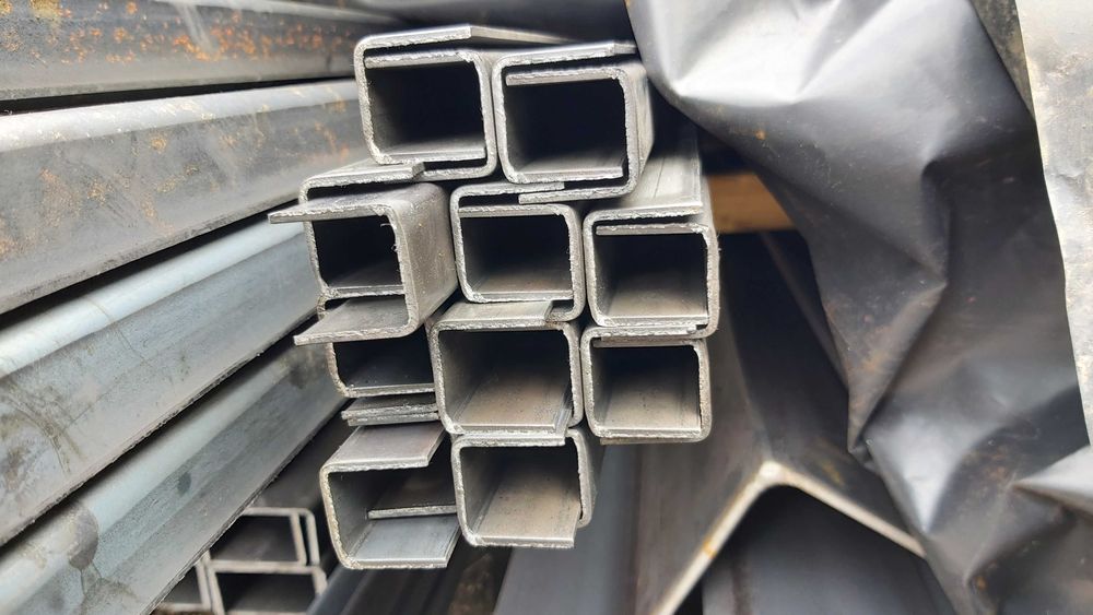 Ceowniki stalowe ZG 25x25x2,0