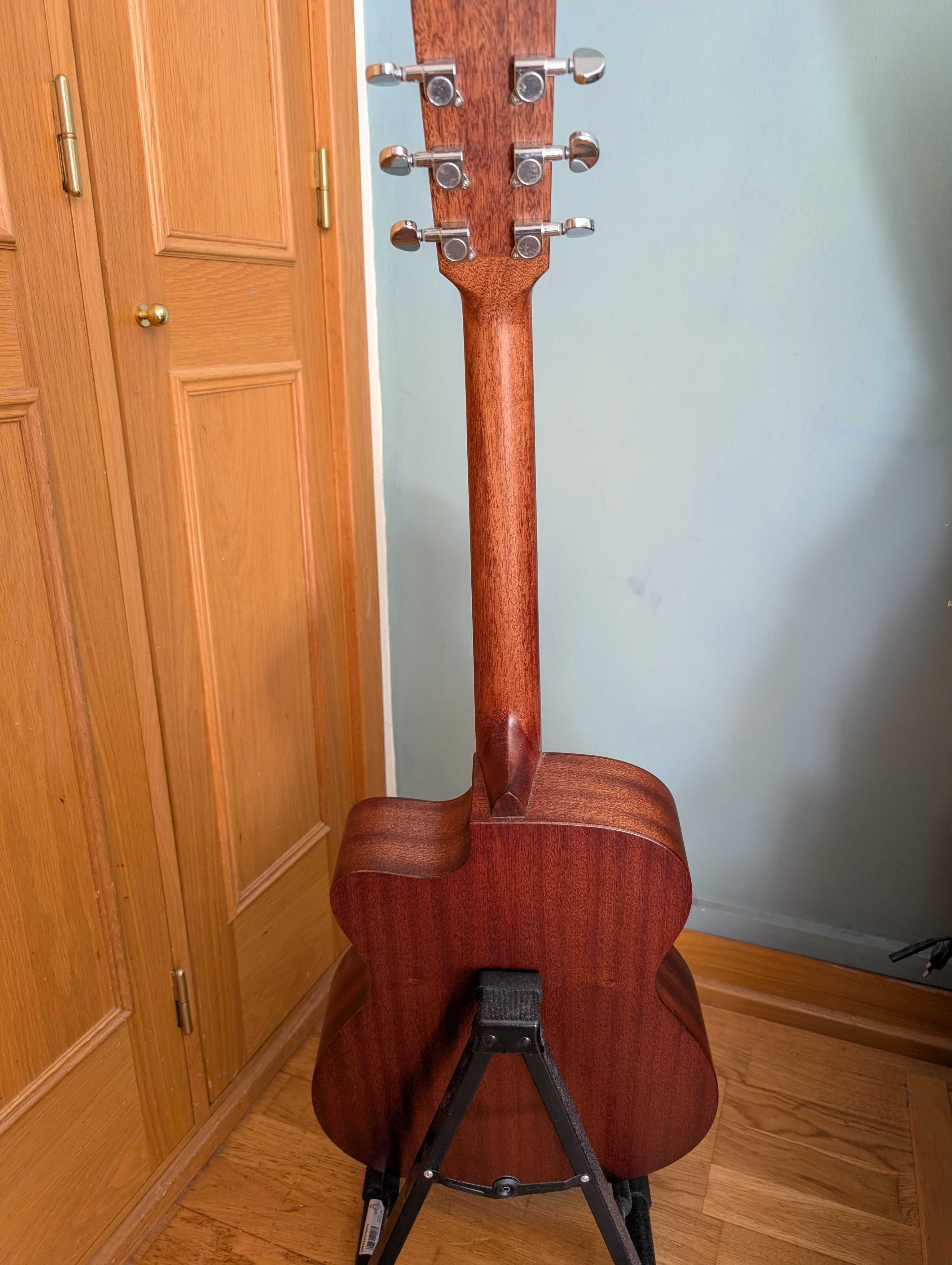 Guitarra Acústica Harley Benton Custom Line CLA-15MCE VS