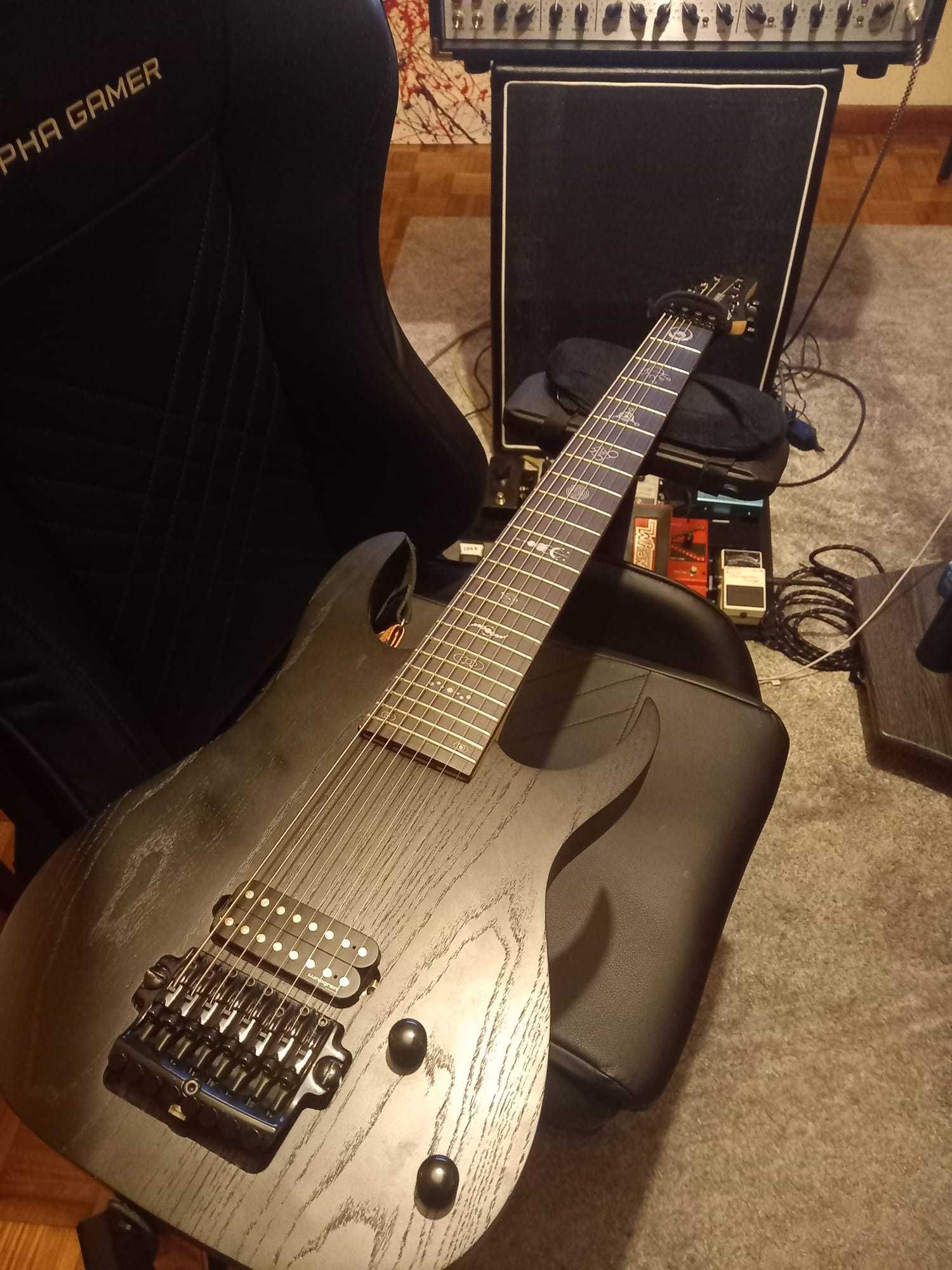 Ibanez M80M - guitarra 8 cordas