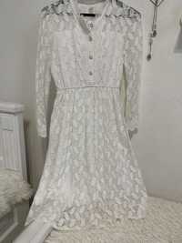 Гіпюрове біле плаття
