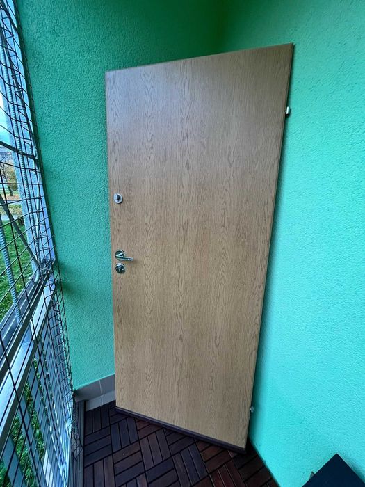 Drzwi drewniane 80 cm