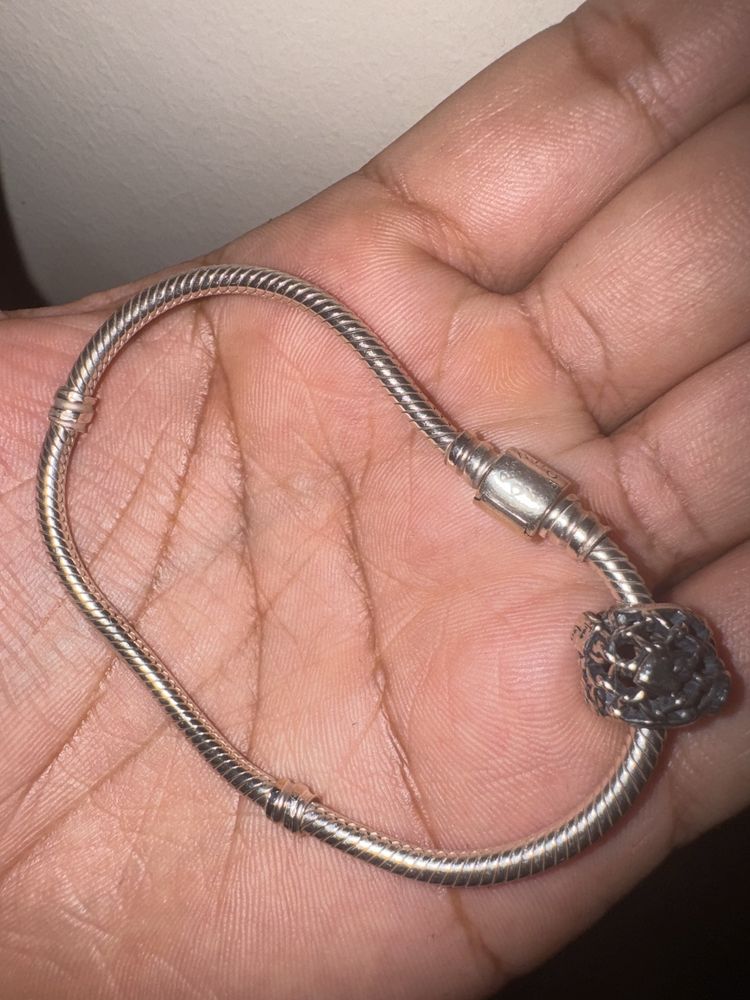 Vendo pulseira PANDORA