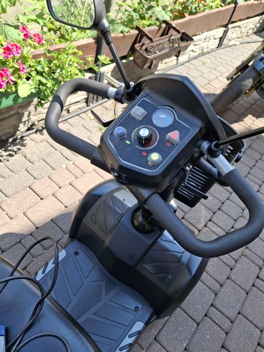 Elektryczny Wózek inwalidzki