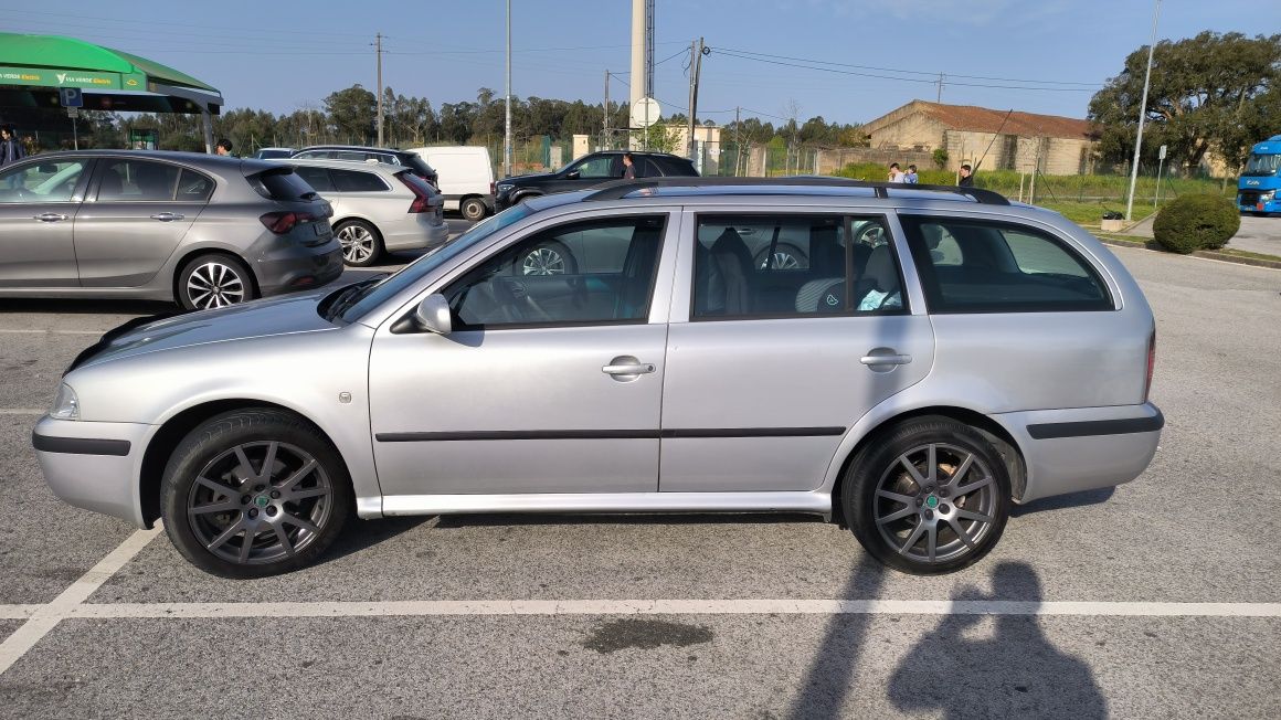 Skoda Octavia 1u5 sport TDI 130 6 velocidades