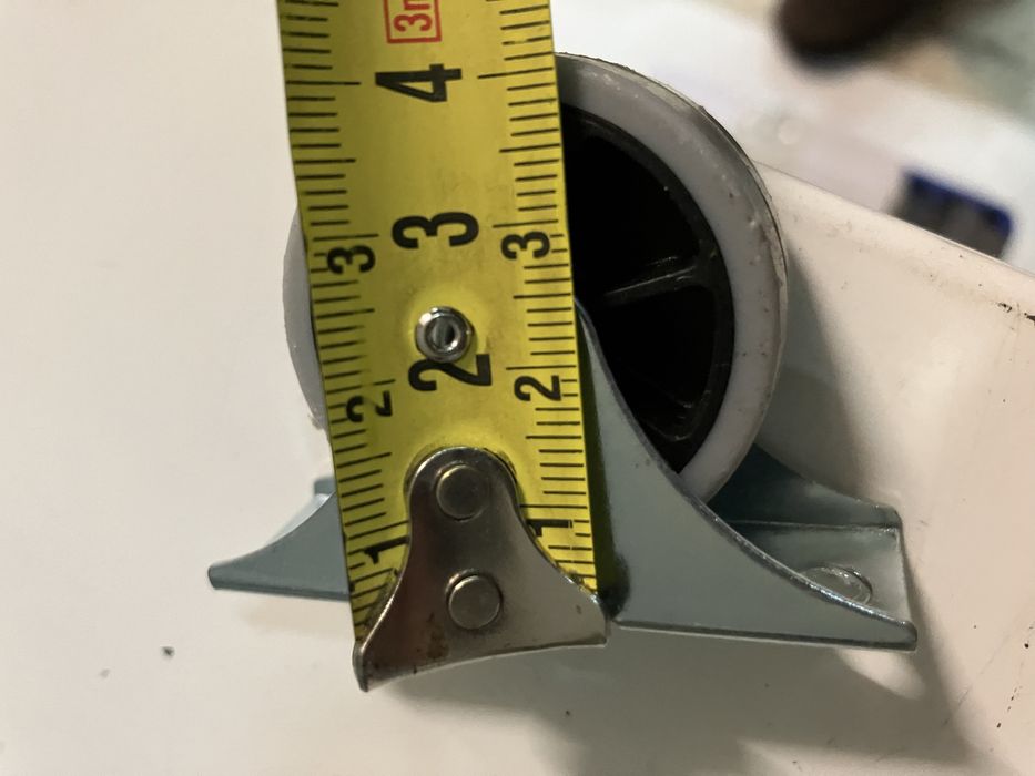 Rodizios varios 1 euro cada para cadeiras e moveis de escritorio