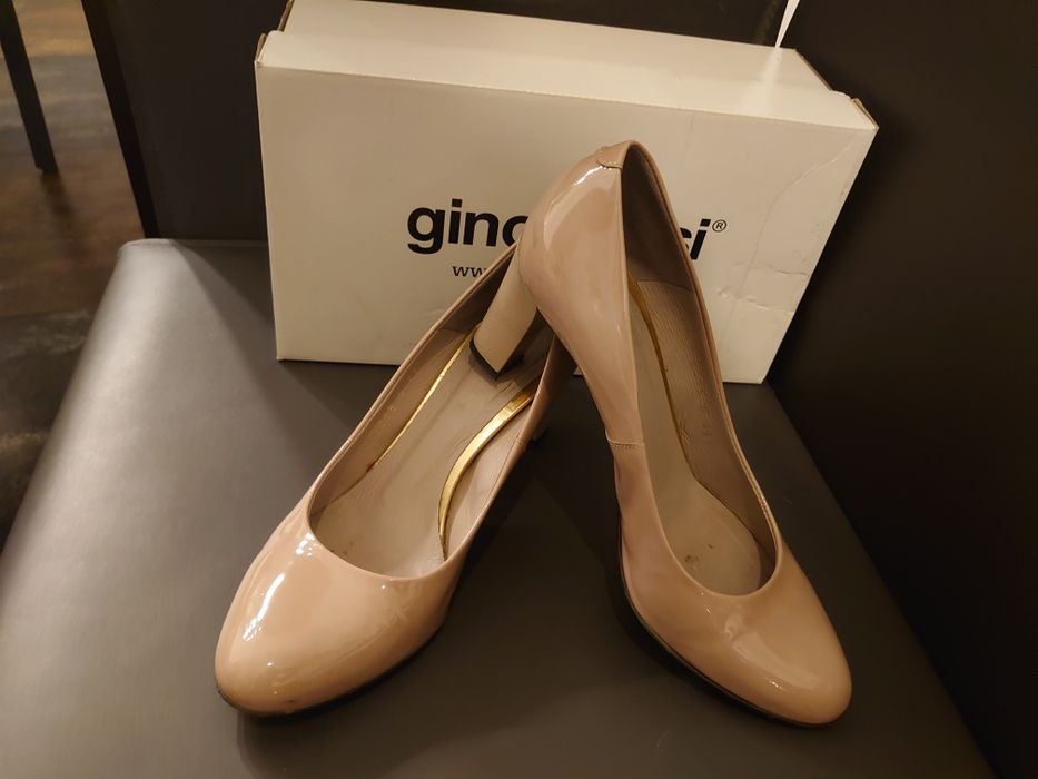 Buty Gino Rossi rozmiar 38.5