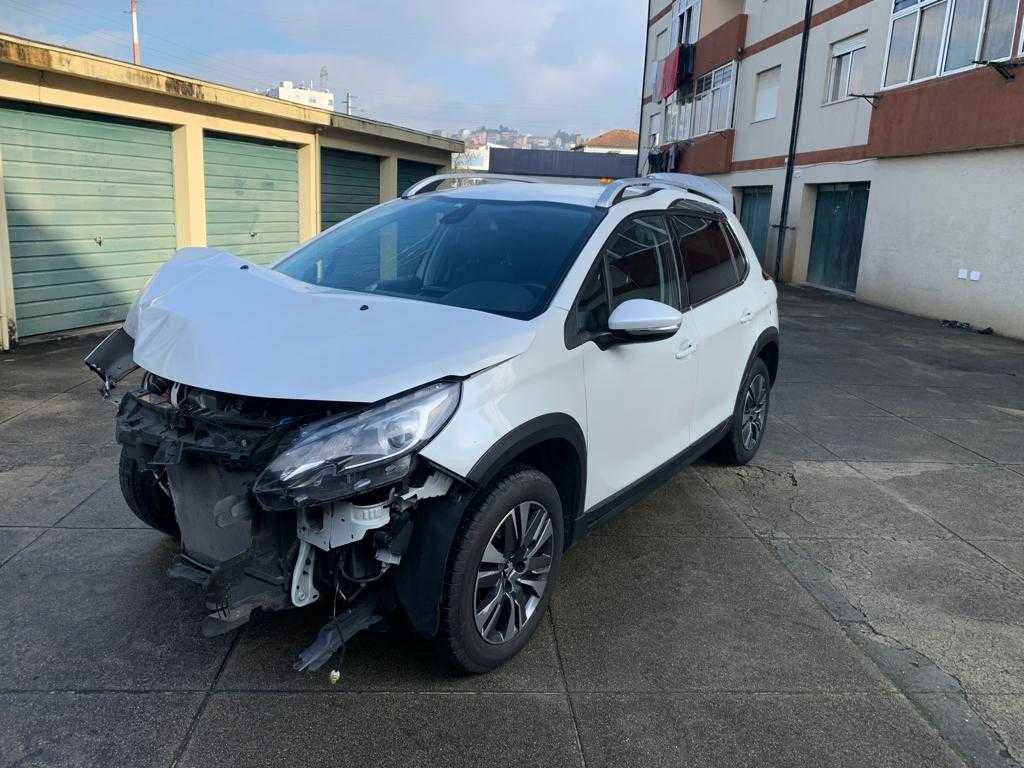 PEUGEOT 2008 1.2 THP Carrinha