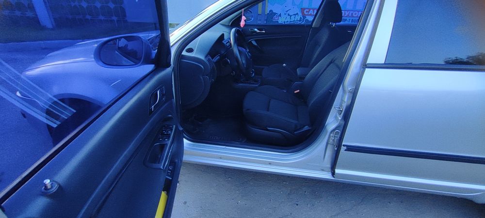 Продаж Skoda superb1
