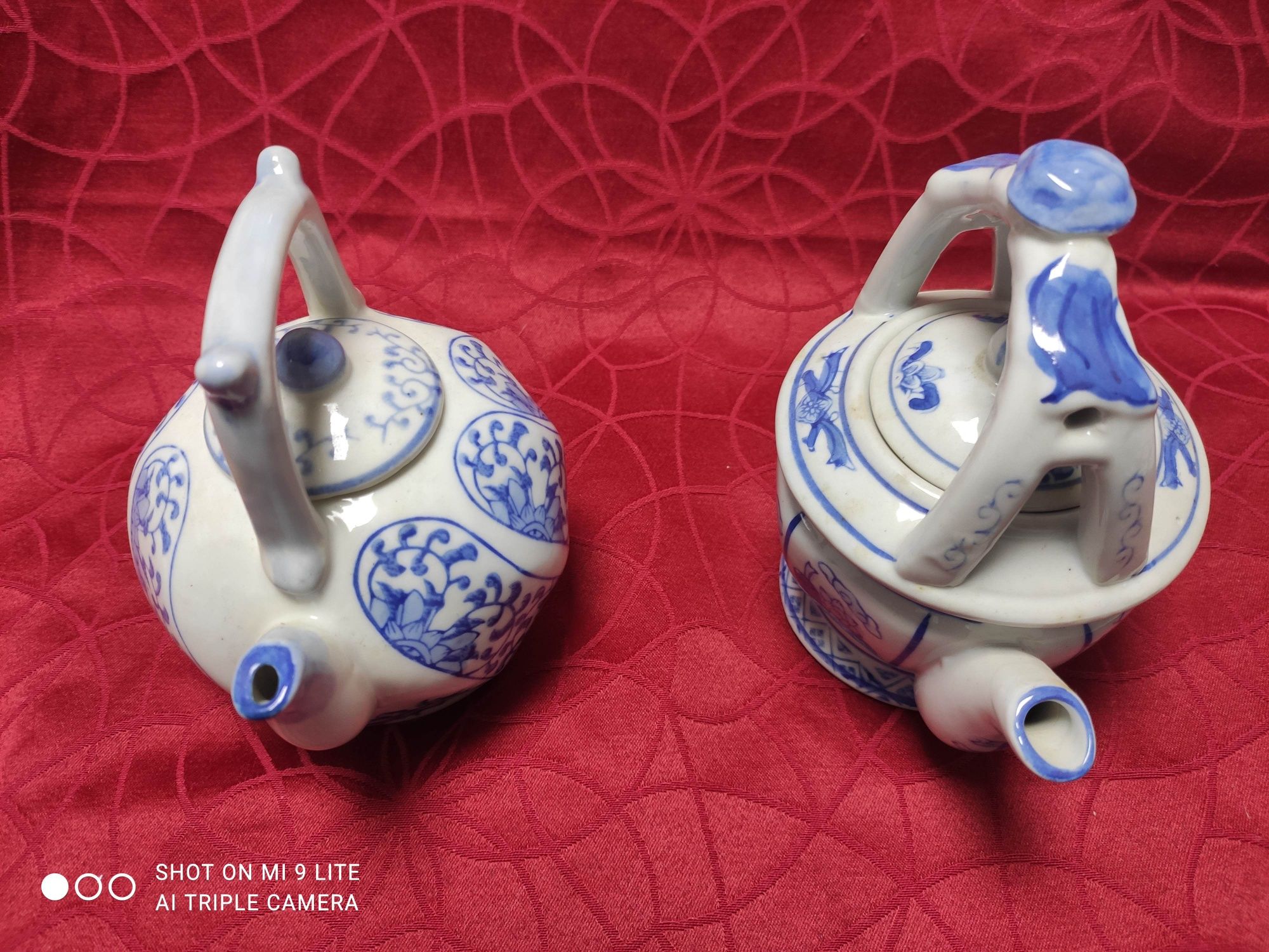 Bules em Porcelana da China pintados á mão