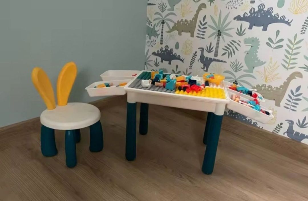 Дитячий ігровий столик з lego duplo