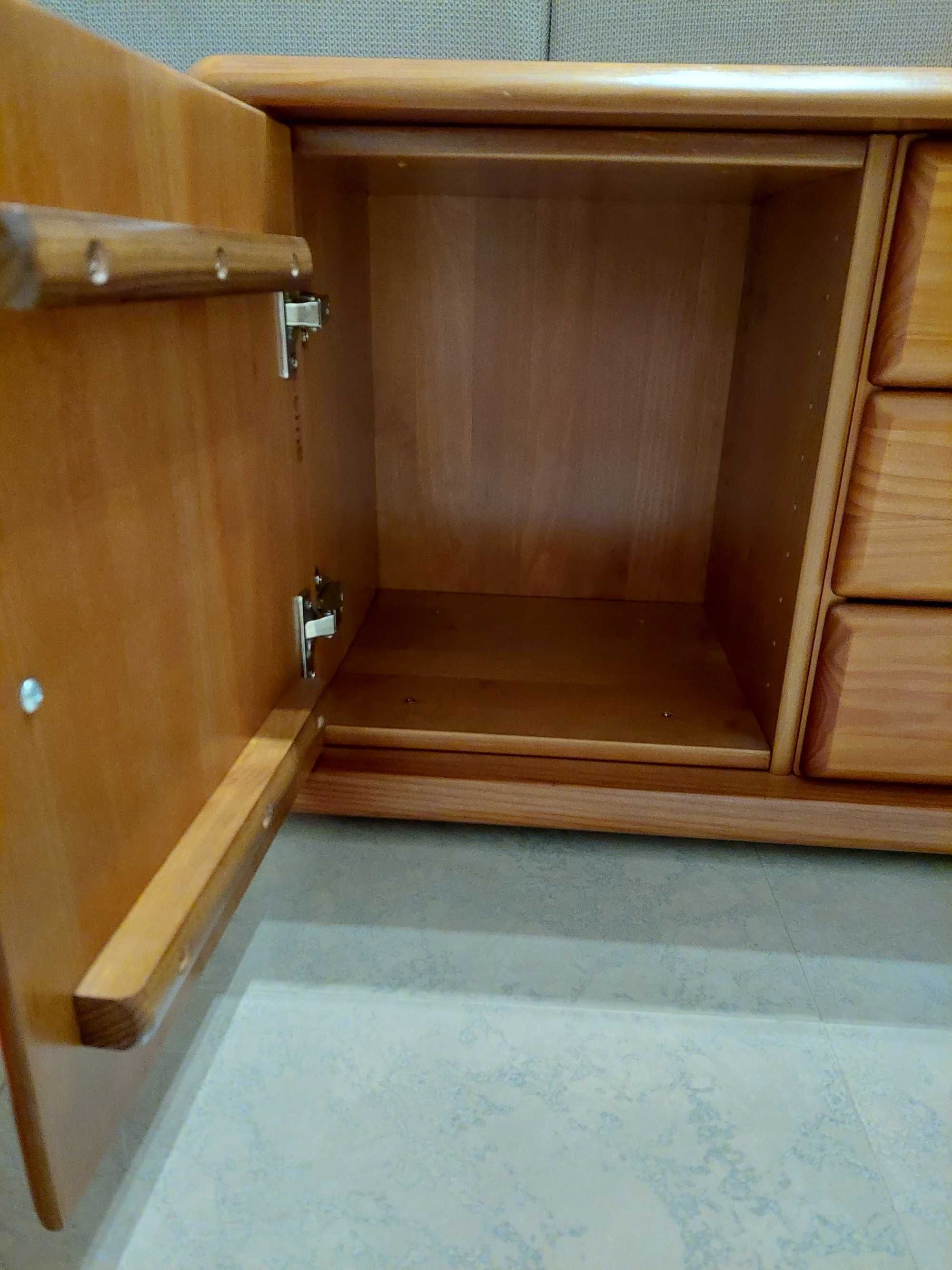 Móvel de Apoio a sala -  Cerne