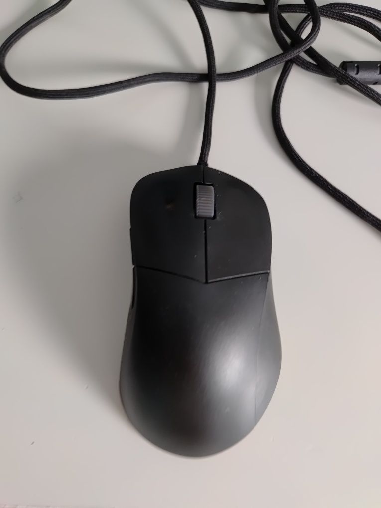 myszka gamingowa cooler master ultralight