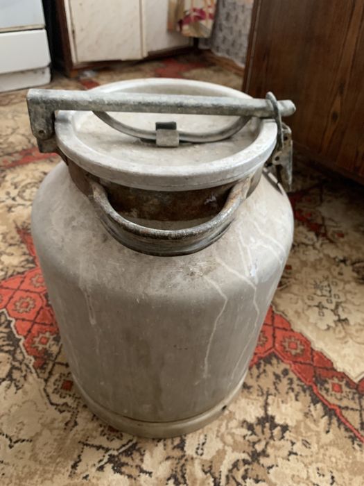 Бідон  молочнийі резина