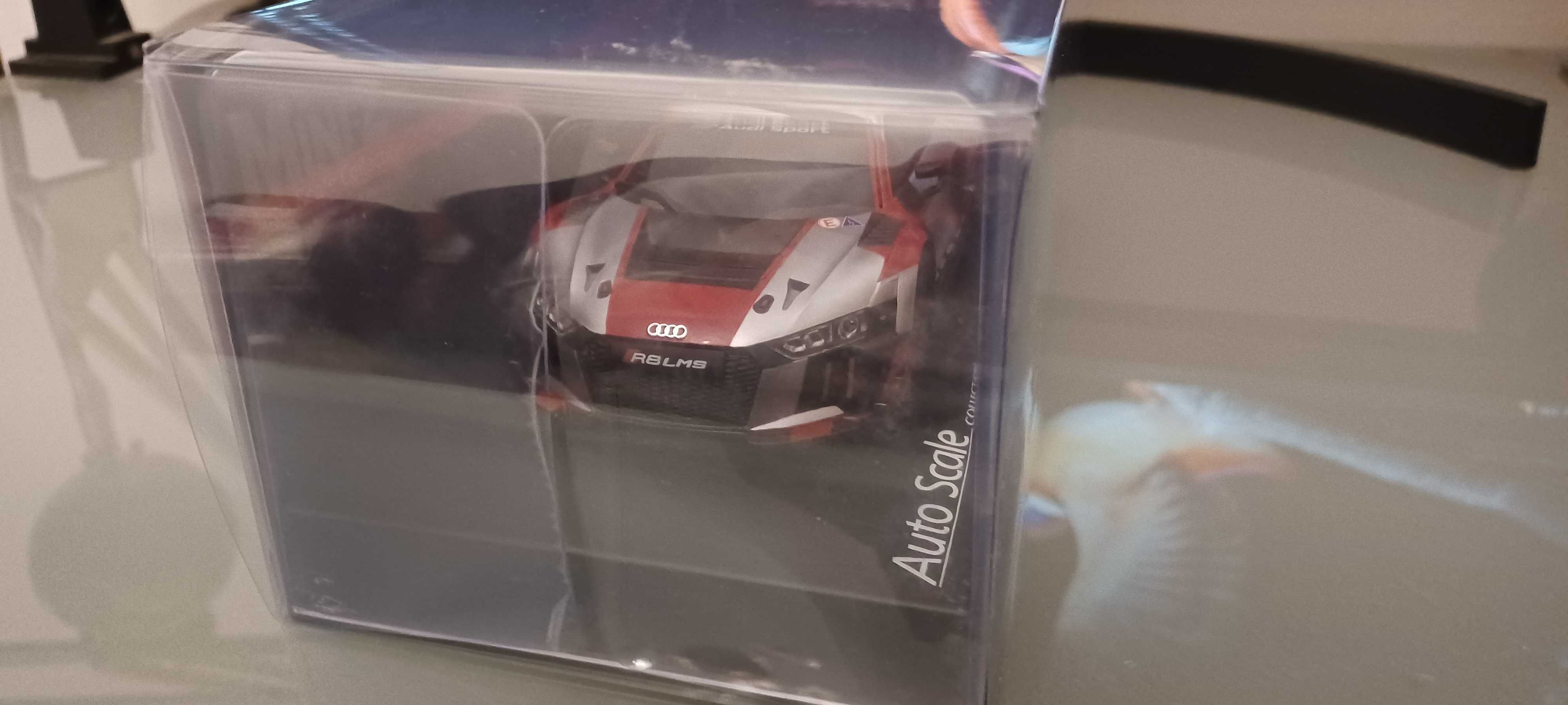 Kyosho Mini-Z Audi R8 LMS 2016 "Gray/Red" - Auto Scale Collection