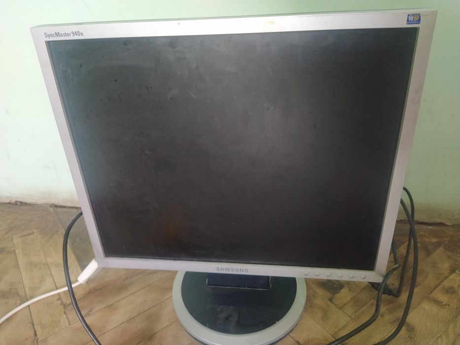 Монітор Samsung 19