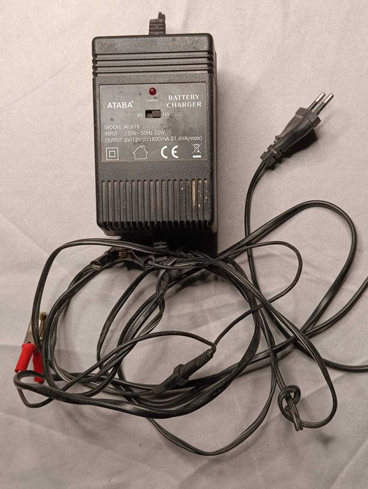 Блок живлення зарядне для аккумуляторов 6V/12V 1.8A ATABA AT-618