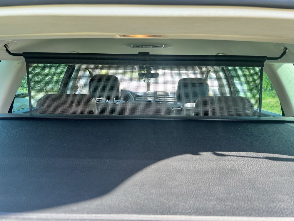 Vw Passat B8 kombi roleta i siatka idelany stan